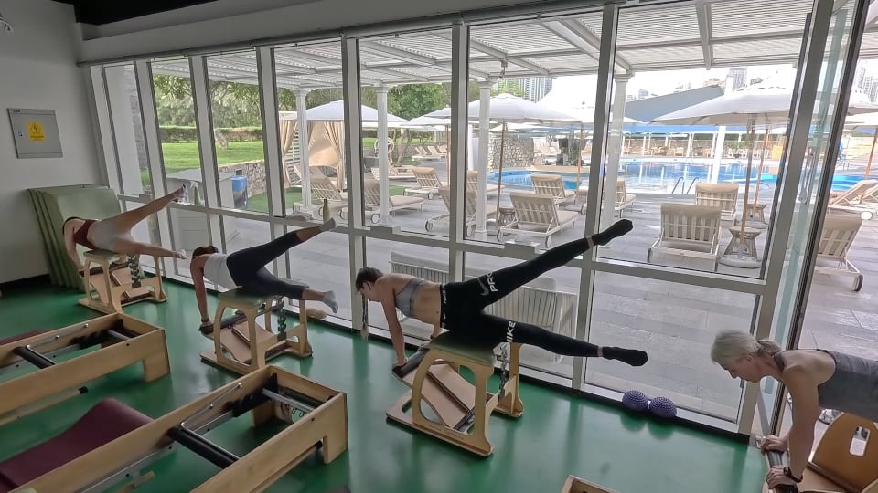 Feet, knees and hips power