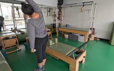 Small Weights to work upper body strength and shoulder girdle stabilization