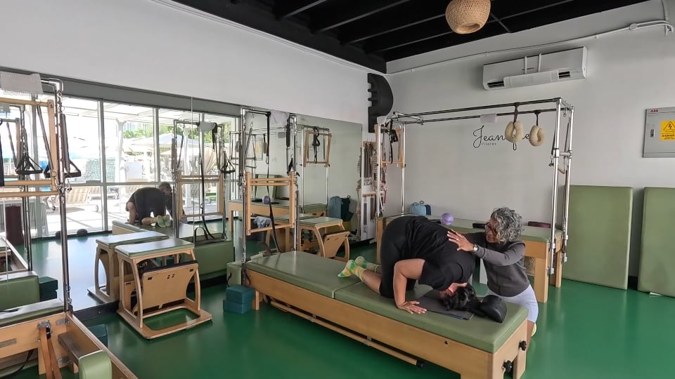 Strengthening the shoulder girdle and neck